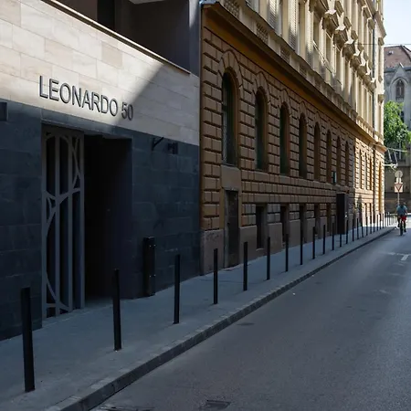 Vivid With Balcony With Free Private Parking * بودابست