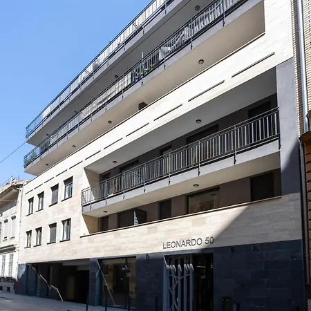 דירה Vivid With Balcony With Free Private Parking *