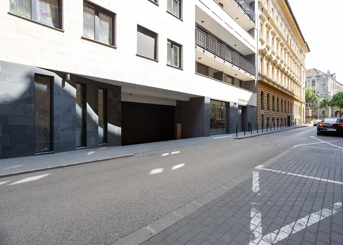 Apartamento Vivid With Balcony With Free Private Parking Budapest