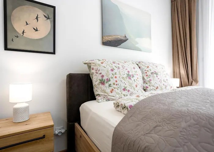 Apartamento Vivid With Balcony With Free Private Parking *